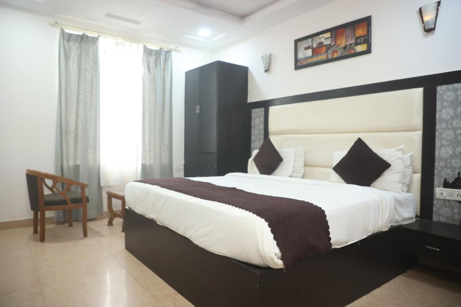 Hotel Grand Father Агра Экстерьер фото