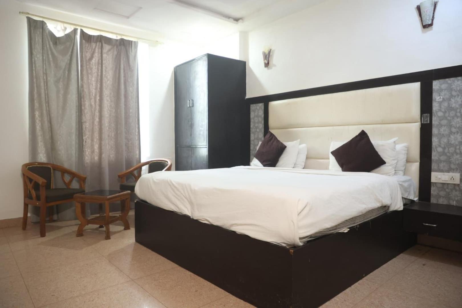 Hotel Grand Father Агра Экстерьер фото