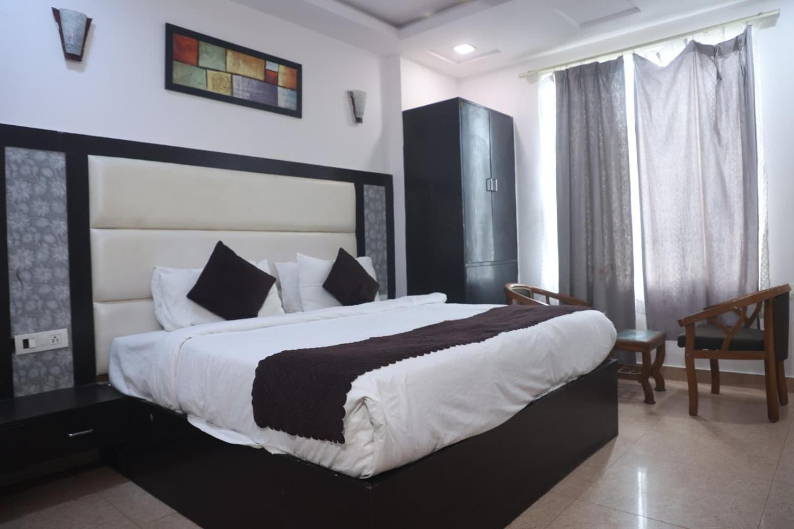 Hotel Grand Father Агра Экстерьер фото