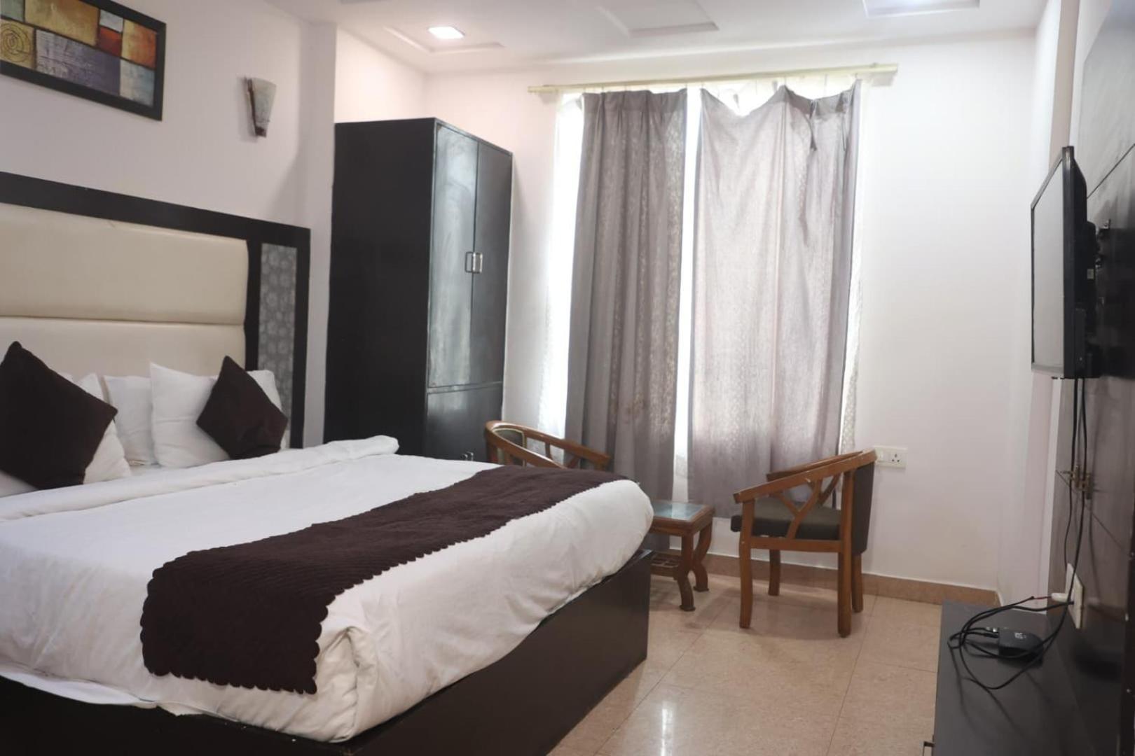 Hotel Grand Father Агра Экстерьер фото